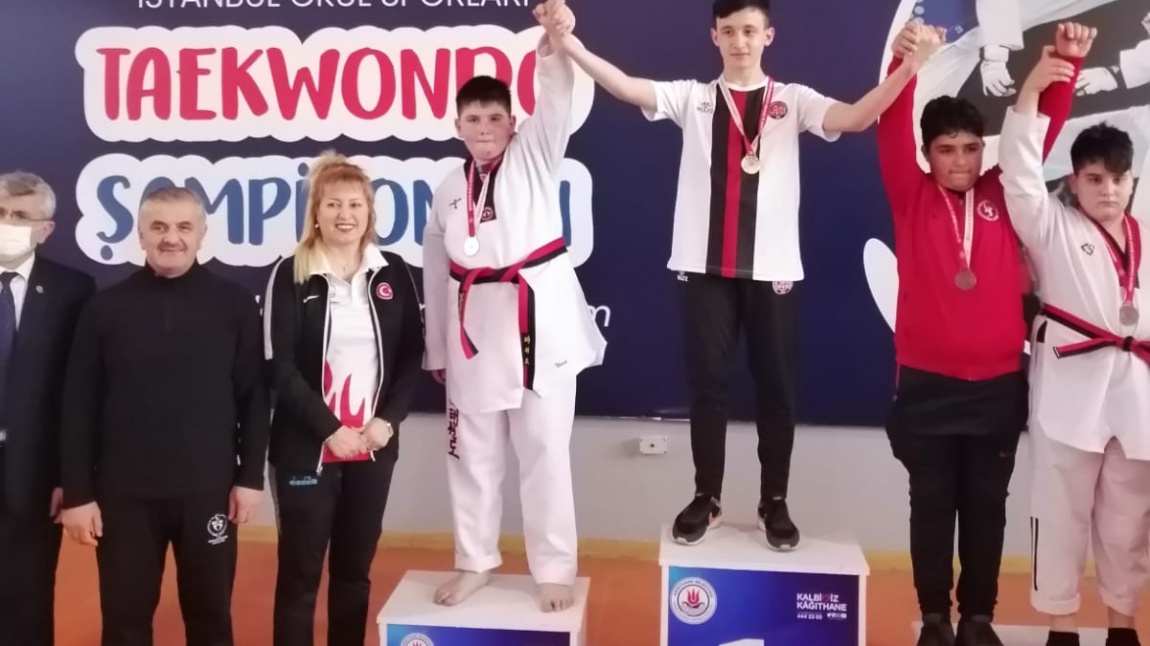 Öğrencimiz Batuhan Bayram Taekwondo İstanbul 2.'si Oldu